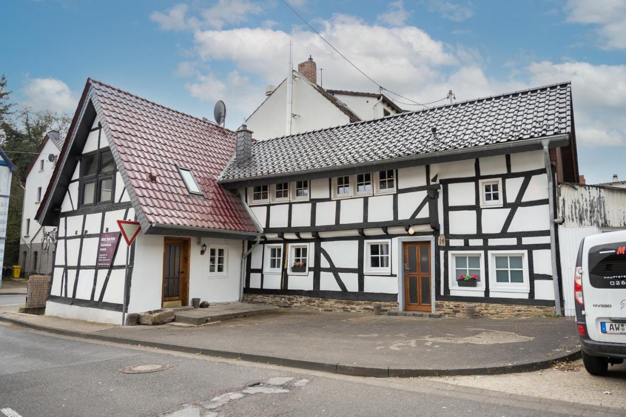 Haus Zum Ring Vila Adenau Exterior foto